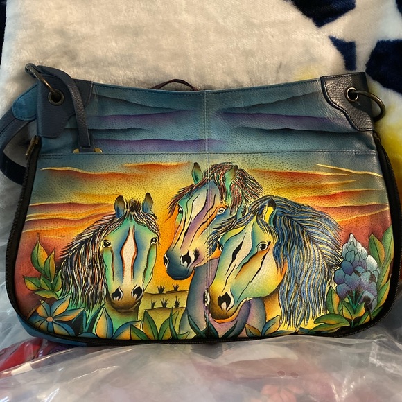 Meet your Posher, Tom - Picture 8 of 15